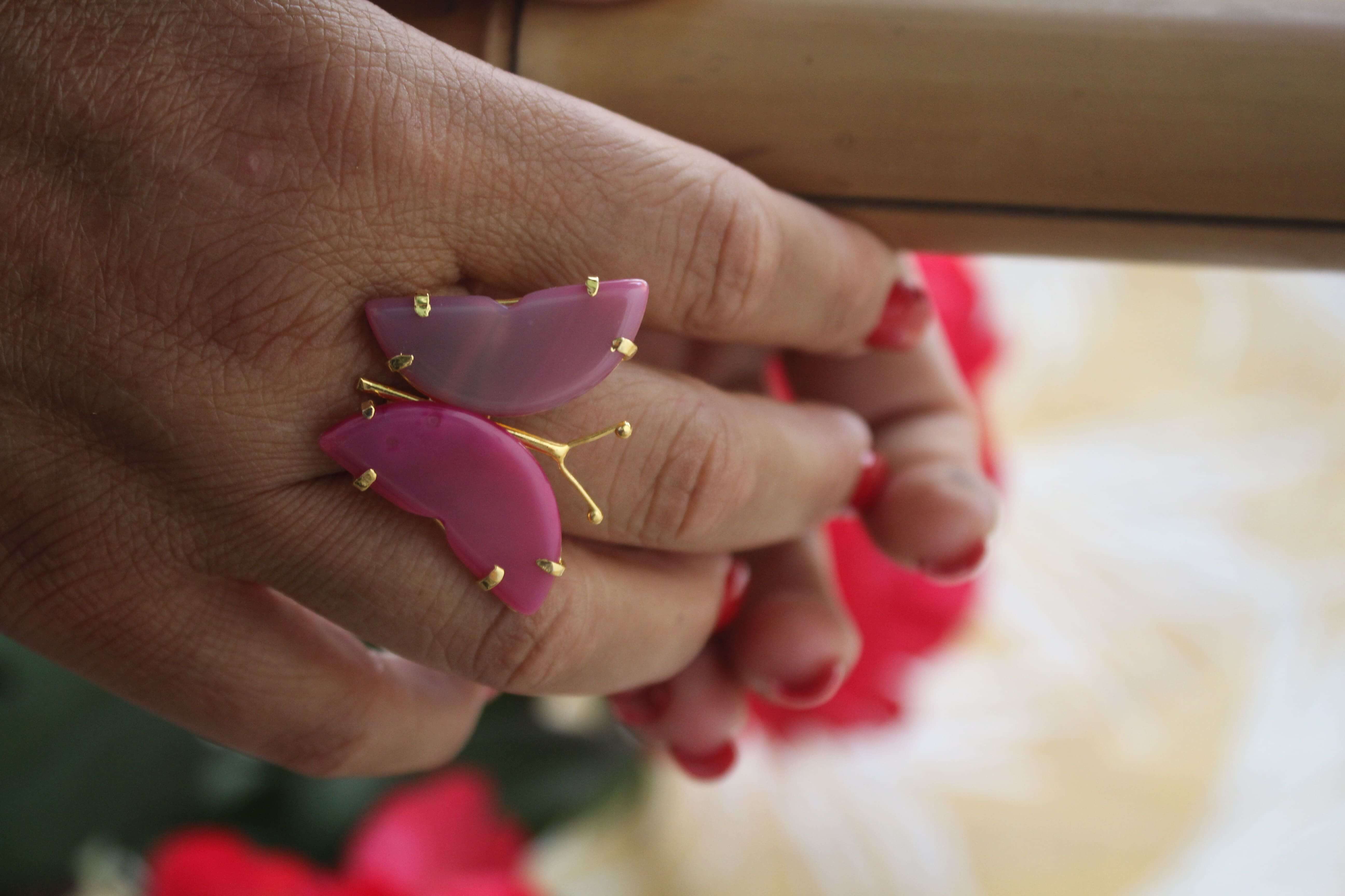 anillo de mariposa de ágata rosa