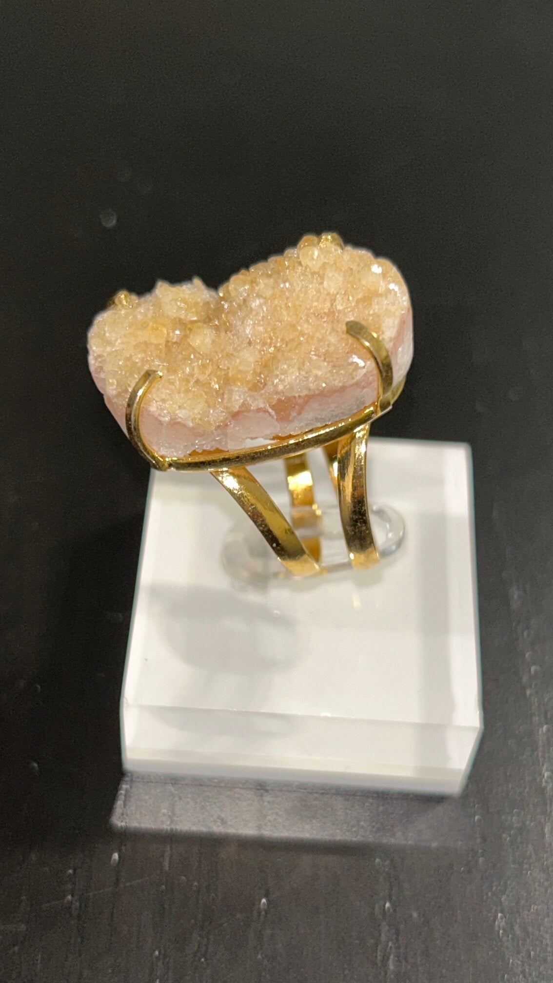 anel drusa de citrino