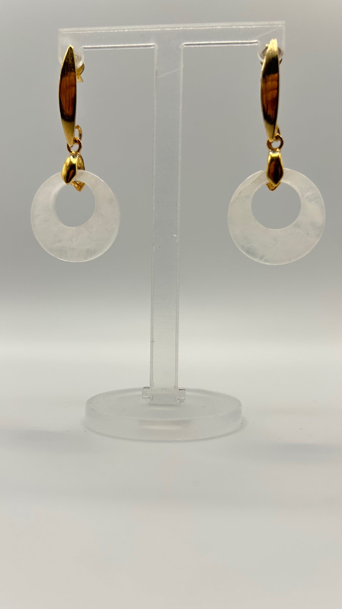 brincos argola em quartzo branco