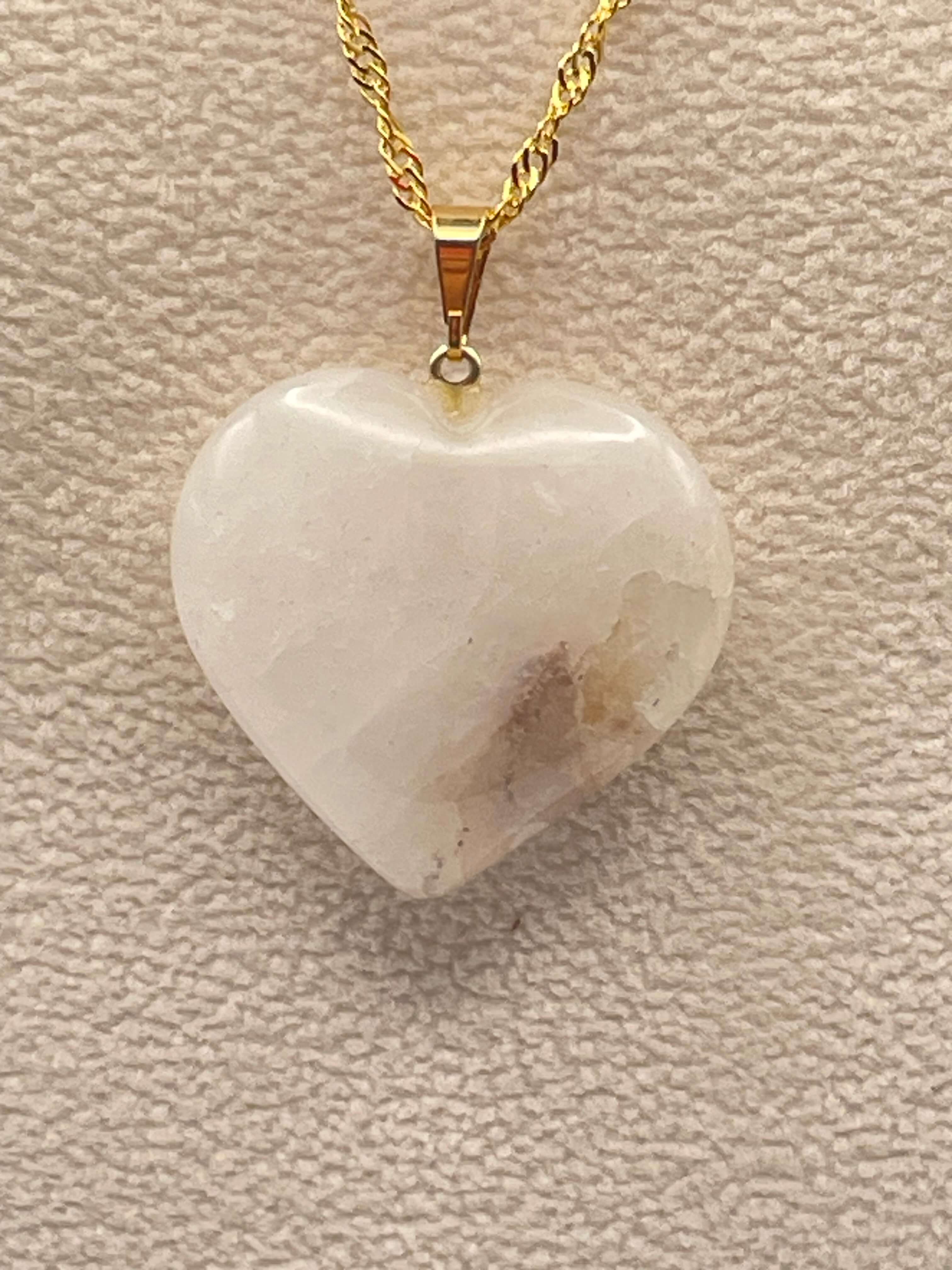 Pendente coração quartzo branco mesclado