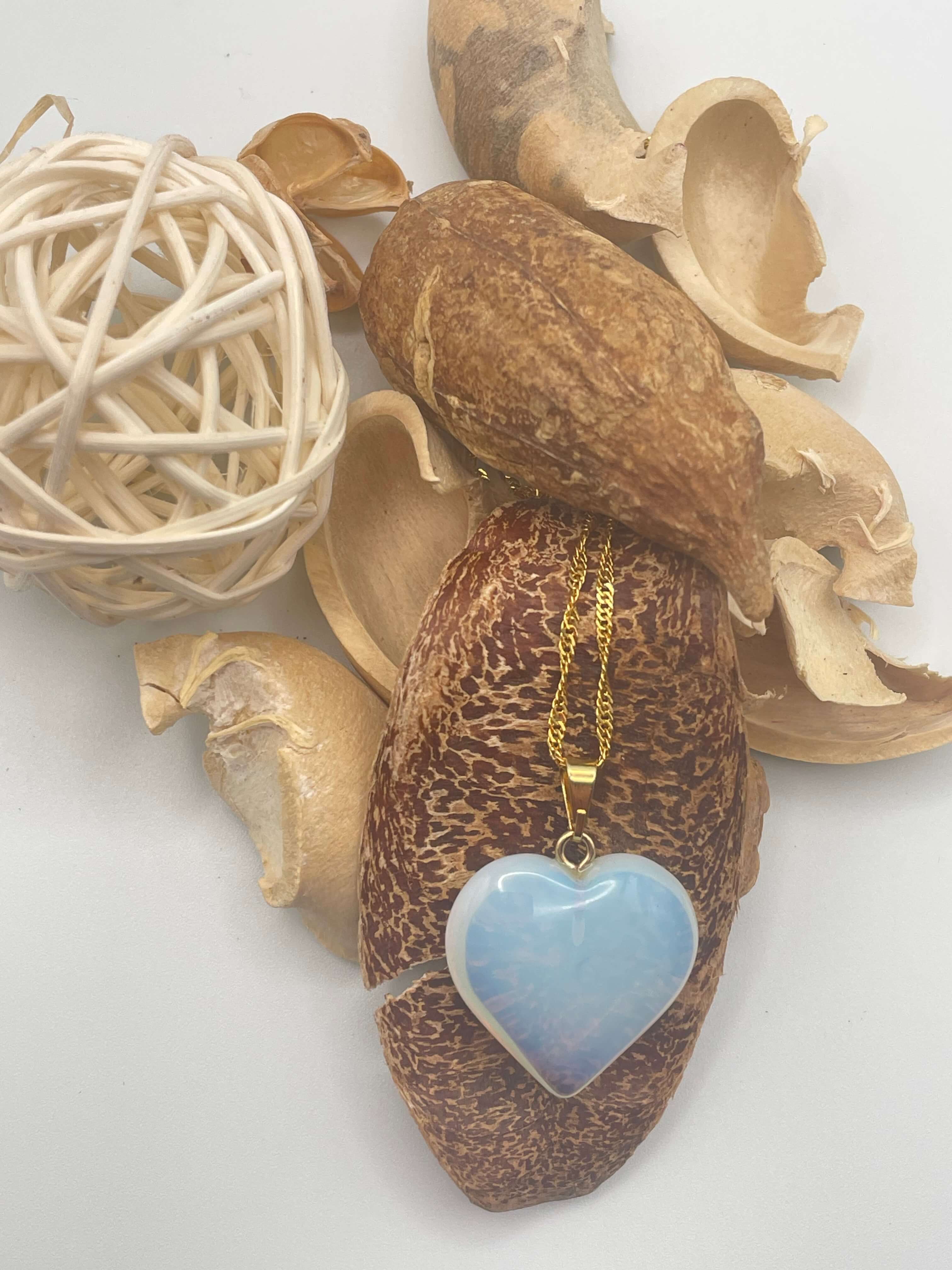 Colar coração pedra da lua