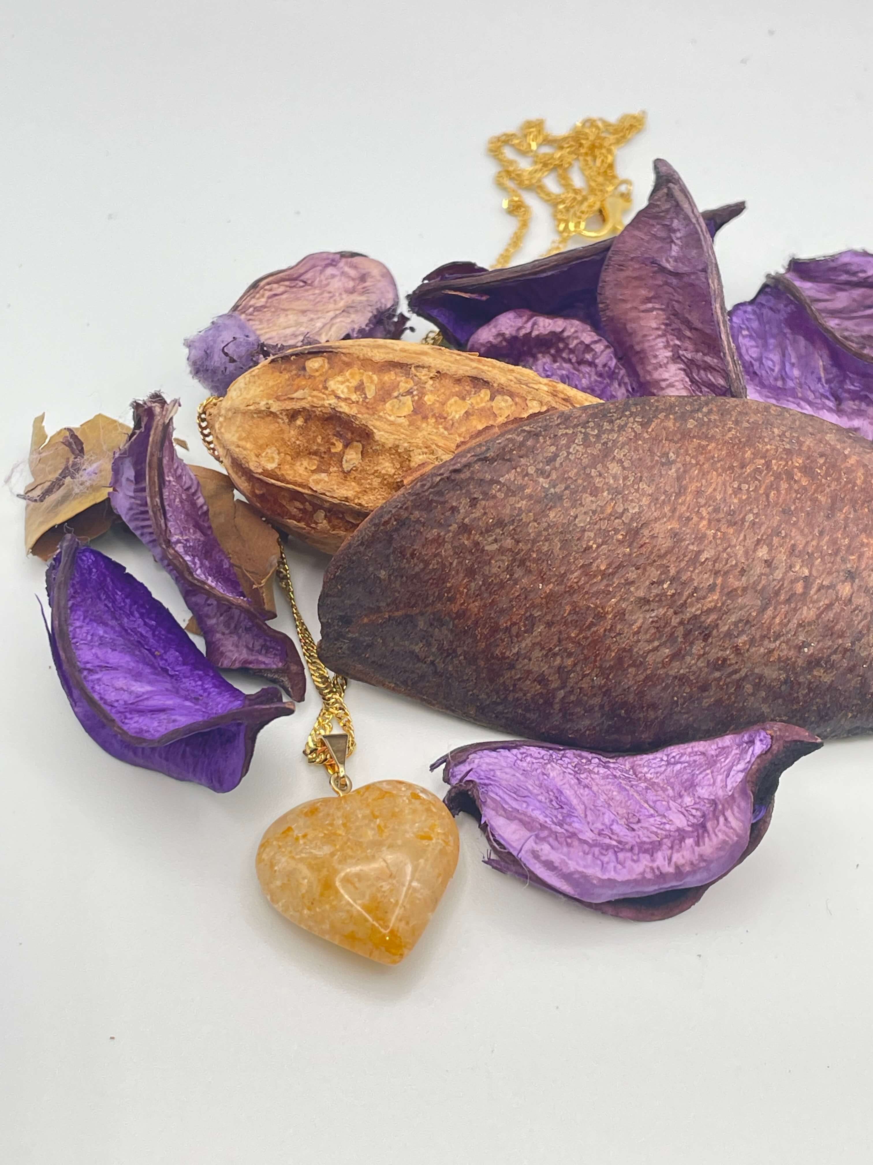 Colar coração citrino