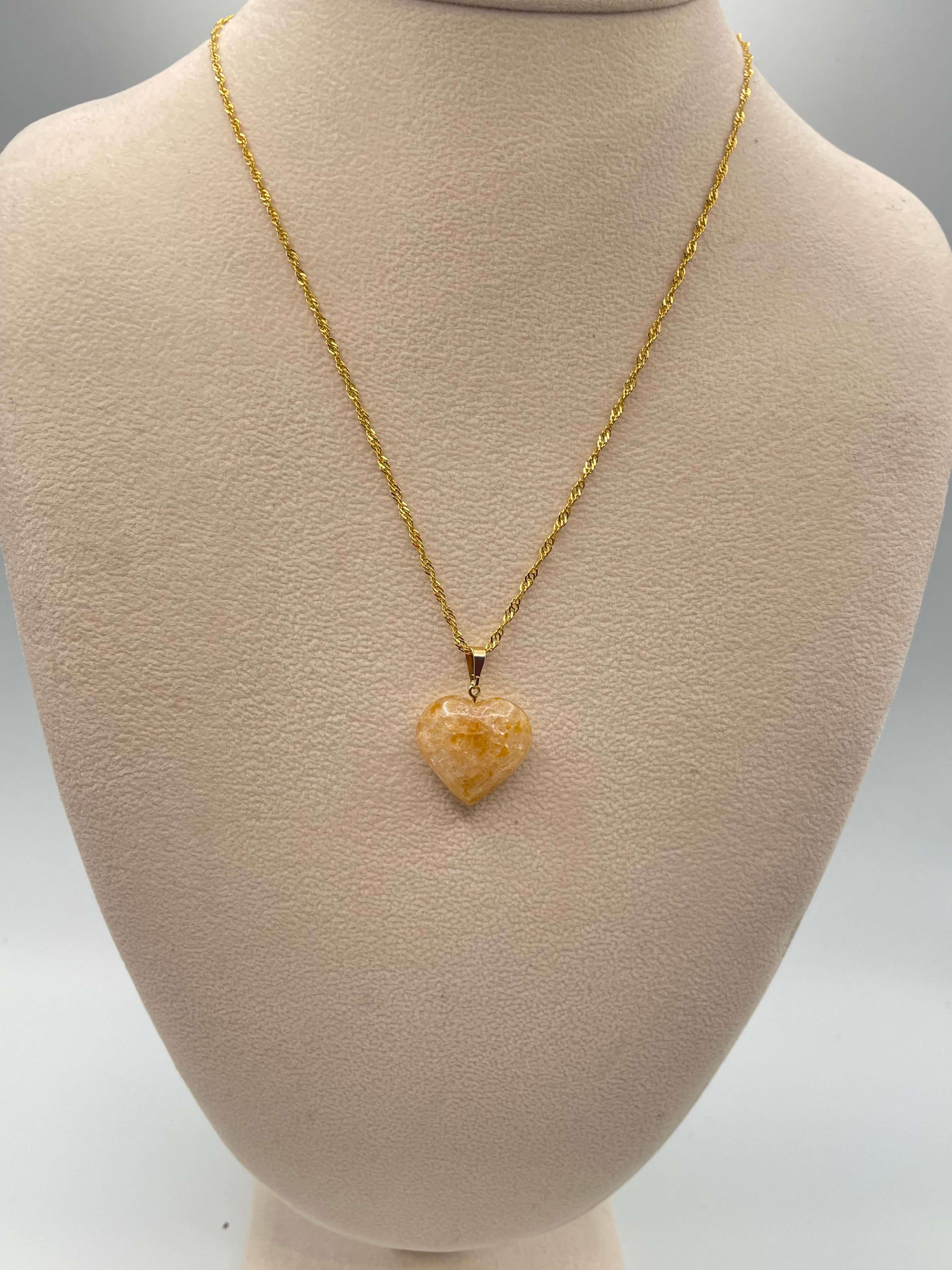 Colar coração citrino