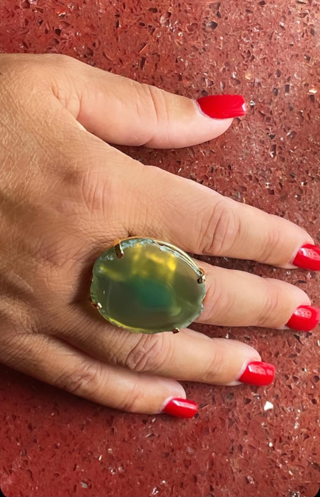 anillo de ágata verde