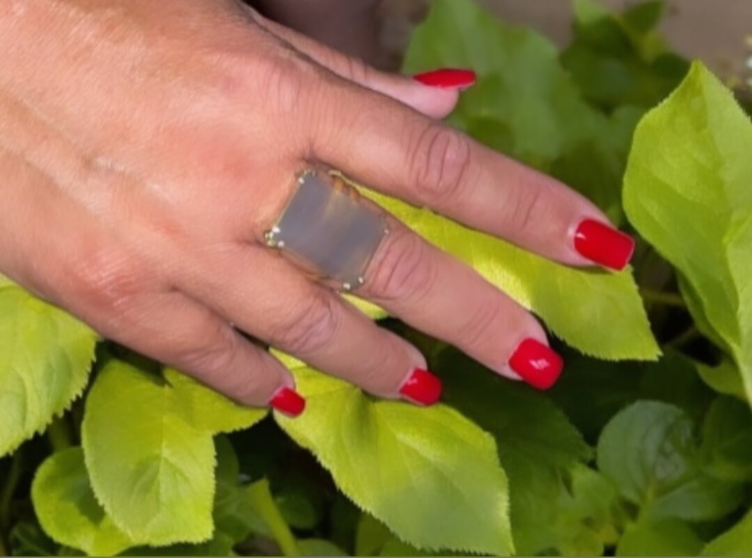 Anillo de cristal de humo