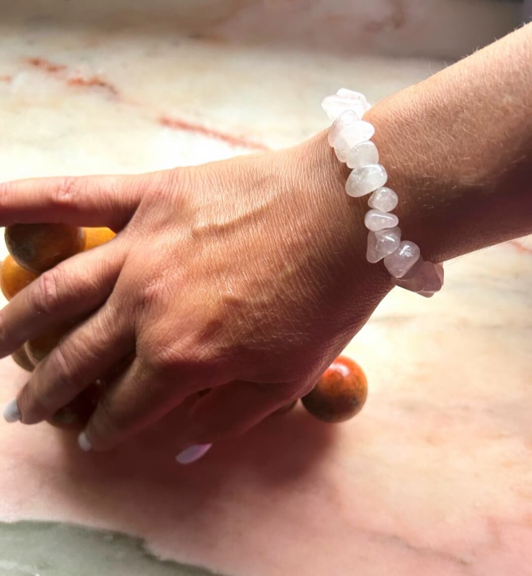 Pulseira em quartzo rosa